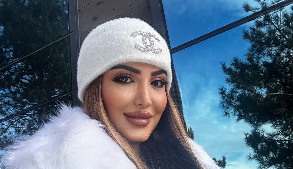 295967 UÇANKUŞ MAGAZİN | Sevgililer Günü'nde Nasıl Kombin Yapılmalı?